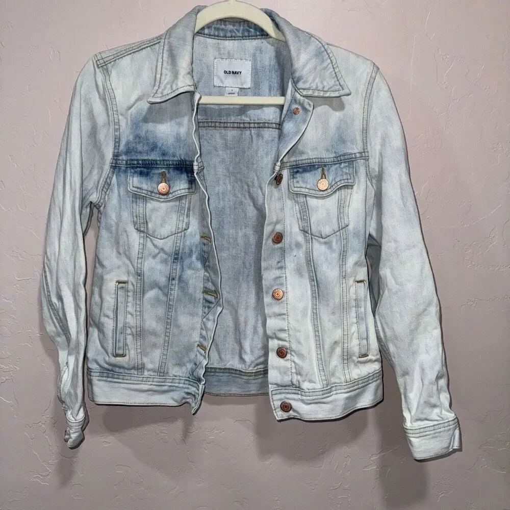 Old Navy Light Wash Denim Jacket Size Small